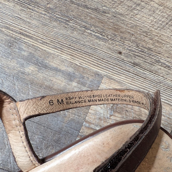 Brown Leather Sandals - Picture 4 of 6